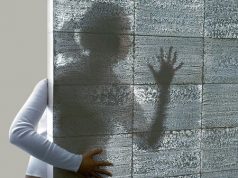 The Unbearable Lightness of Material (in a MESHed City)